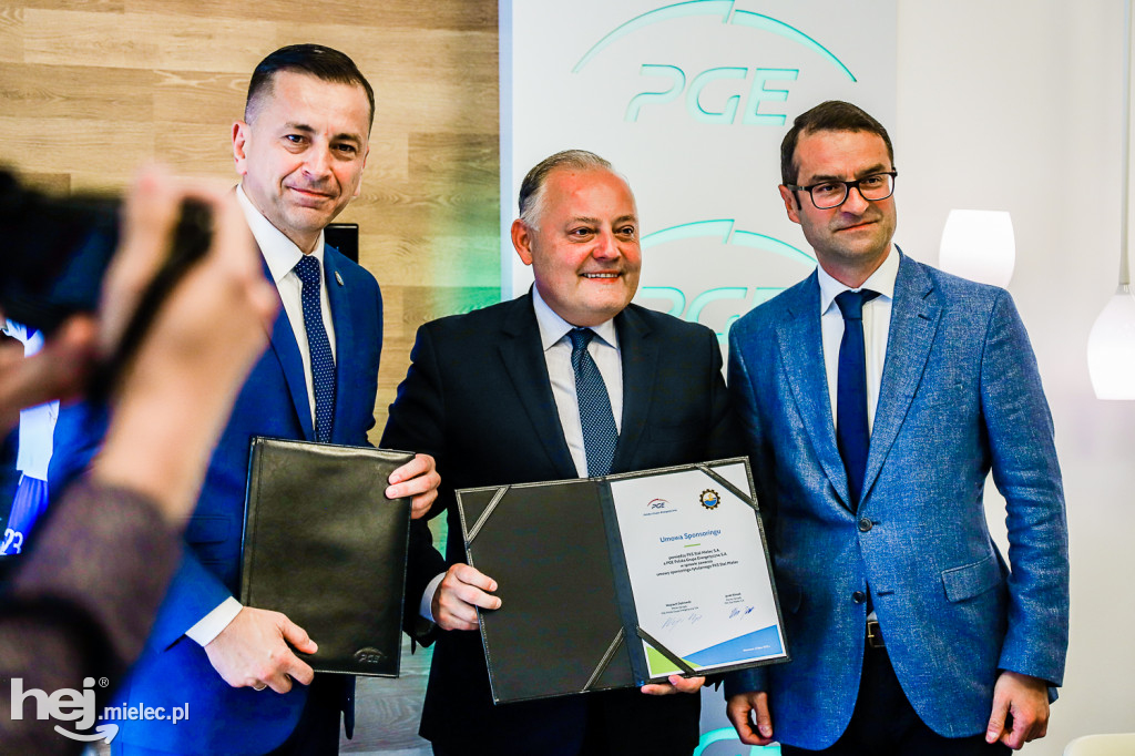 PGE sponsorem FKS Stal na kolejne trzy lata. Konferencja prasowa na PGE Narodowym