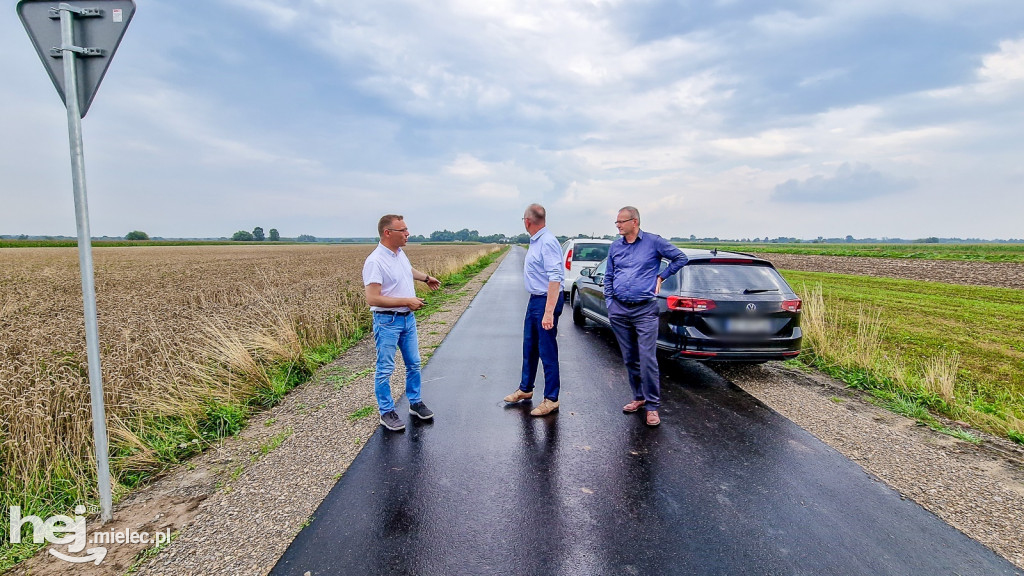 Padew buduje nowe drogi i osiedla