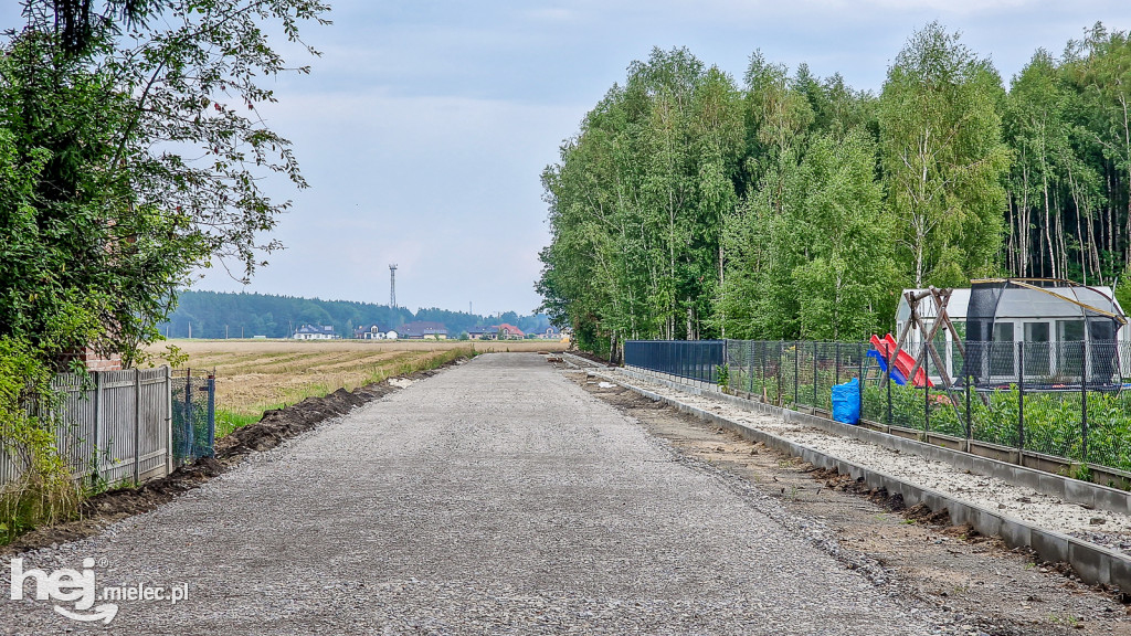 Padew buduje nowe drogi i osiedla