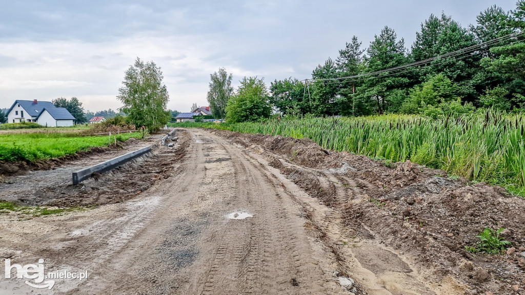 Padew buduje nowe drogi i osiedla