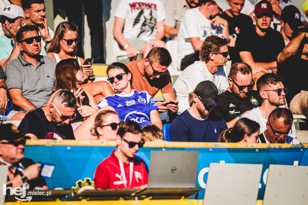 PGE FKS Stal Mielec - Cracovia [KIBICE]