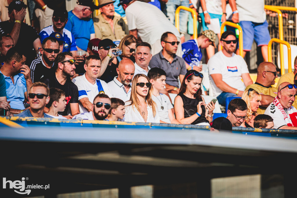 PGE FKS Stal Mielec - Cracovia [KIBICE]