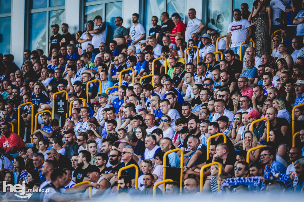 PGE FKS Stal Mielec - Cracovia [KIBICE]