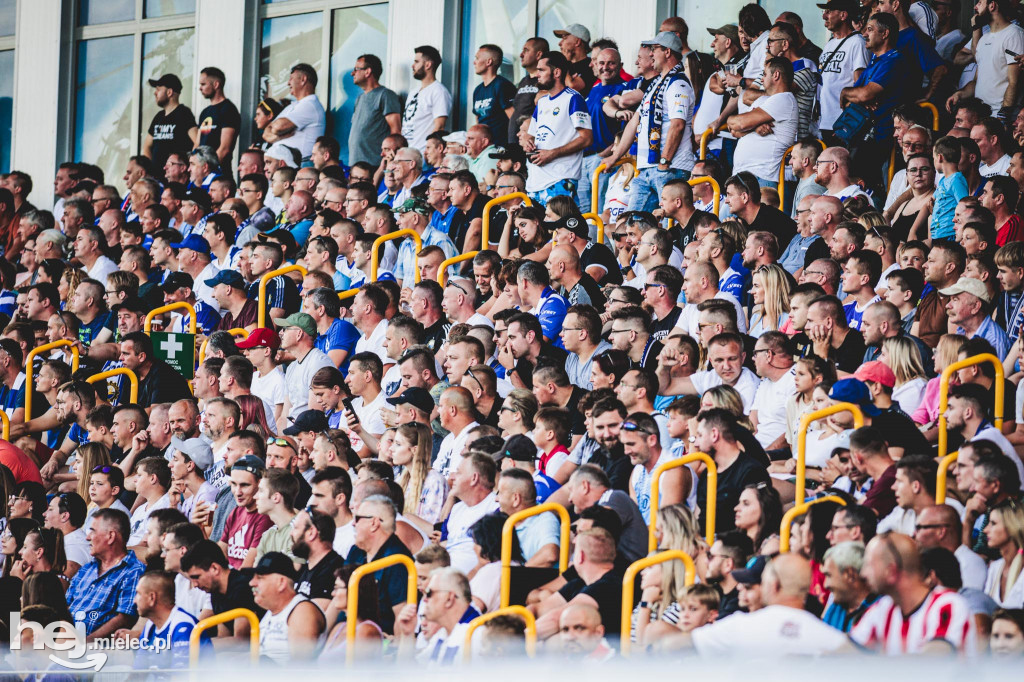 PGE FKS Stal Mielec - Cracovia [KIBICE]