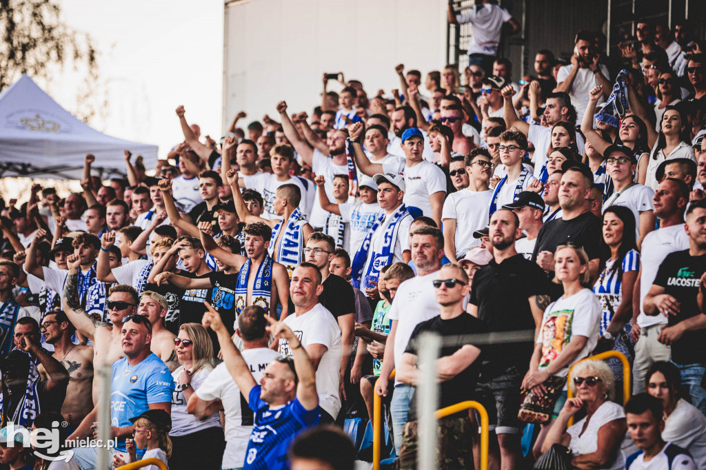 PGE FKS Stal Mielec - Cracovia [KIBICE]