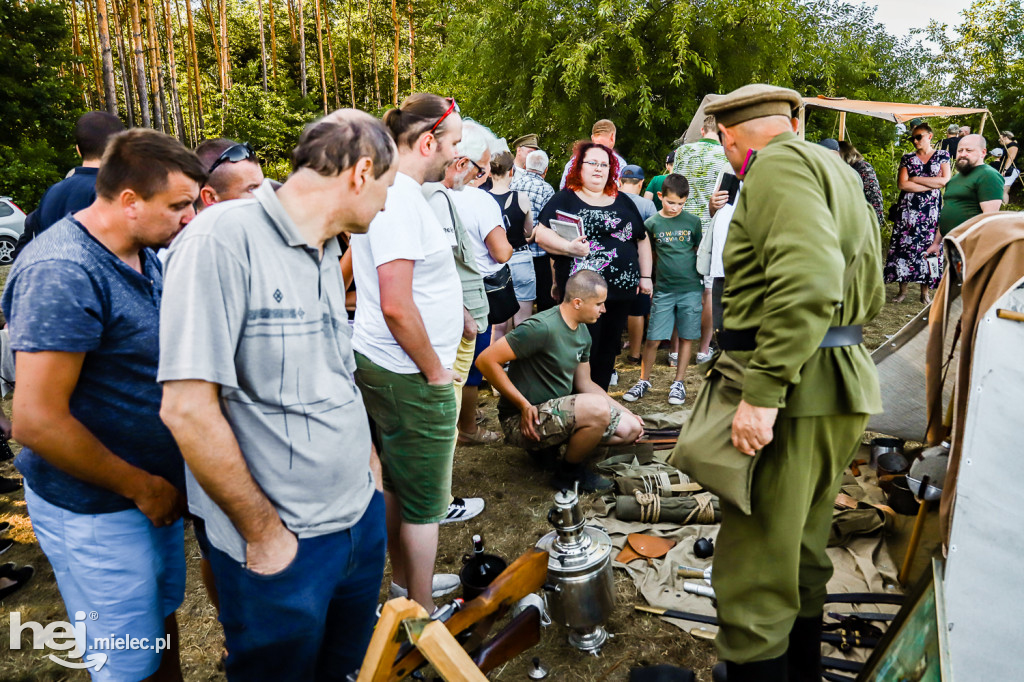 Konna kaskaderka i tłumy w Parku Blizna