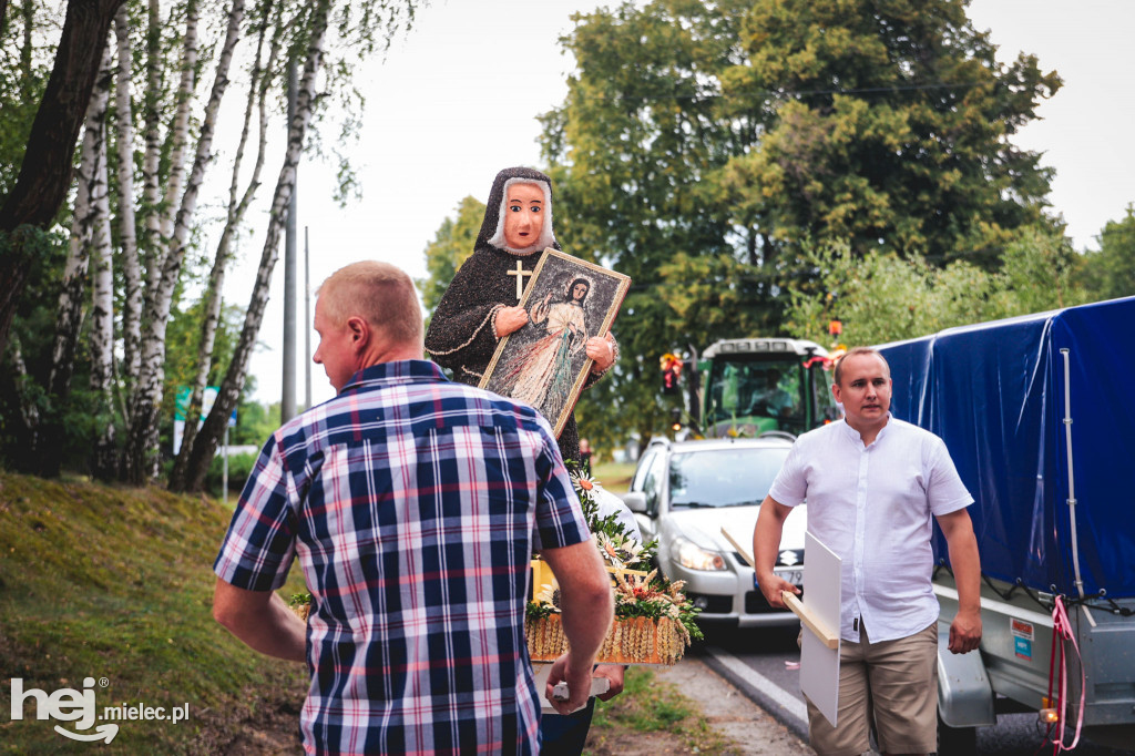 Dożynki w Wierzchowinach