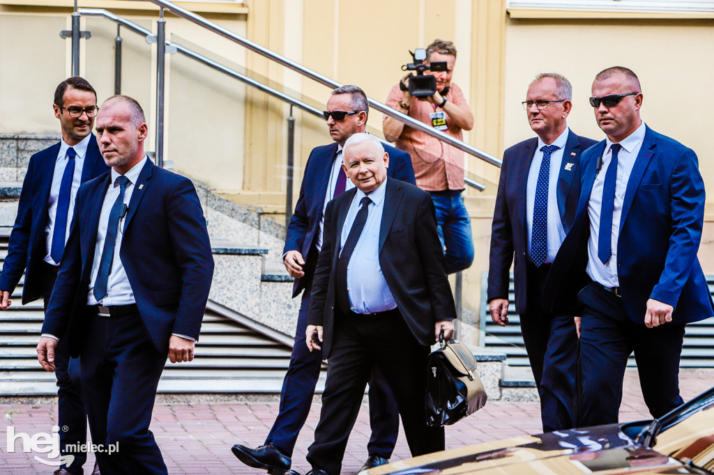 Pikieta przeciwników PiS w Mielcu