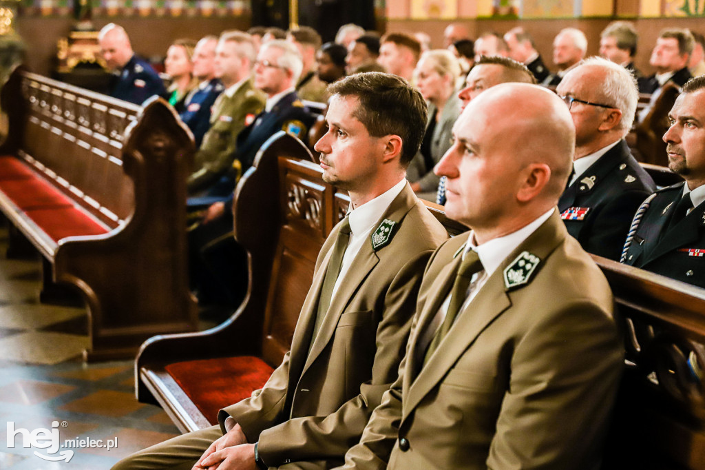 Służby pokłoniły się Pani Ziemi Mieleckiej