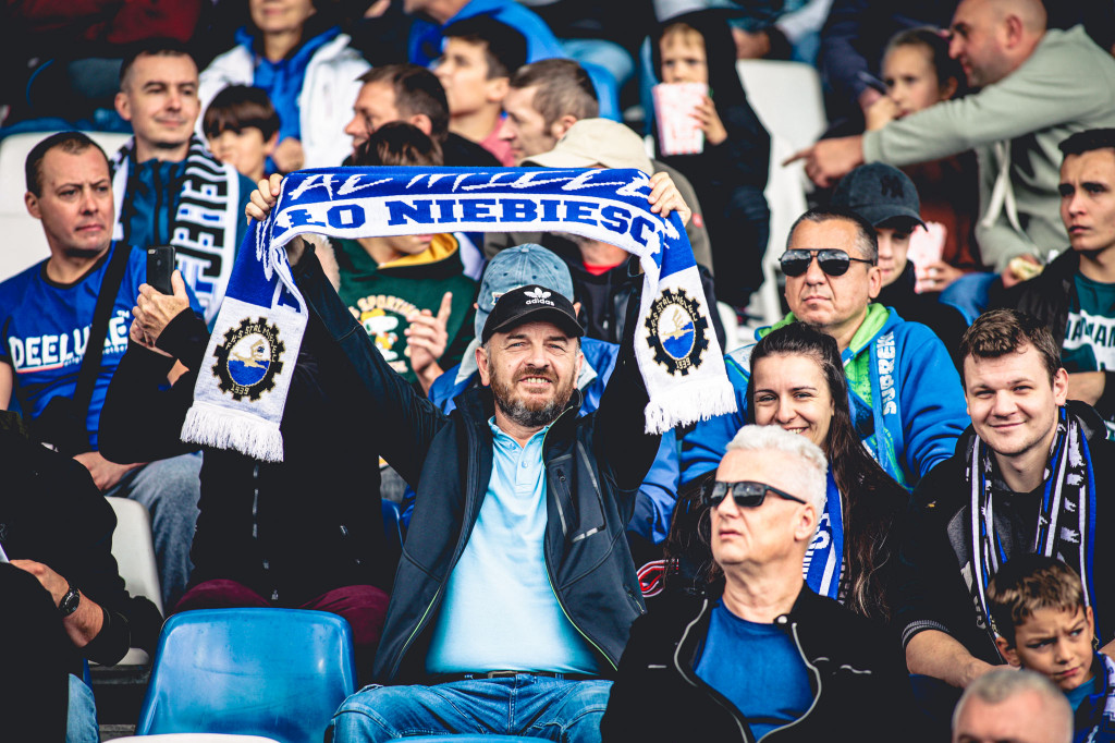 KIBICE na meczu FKS Stal - Widzew Łódź