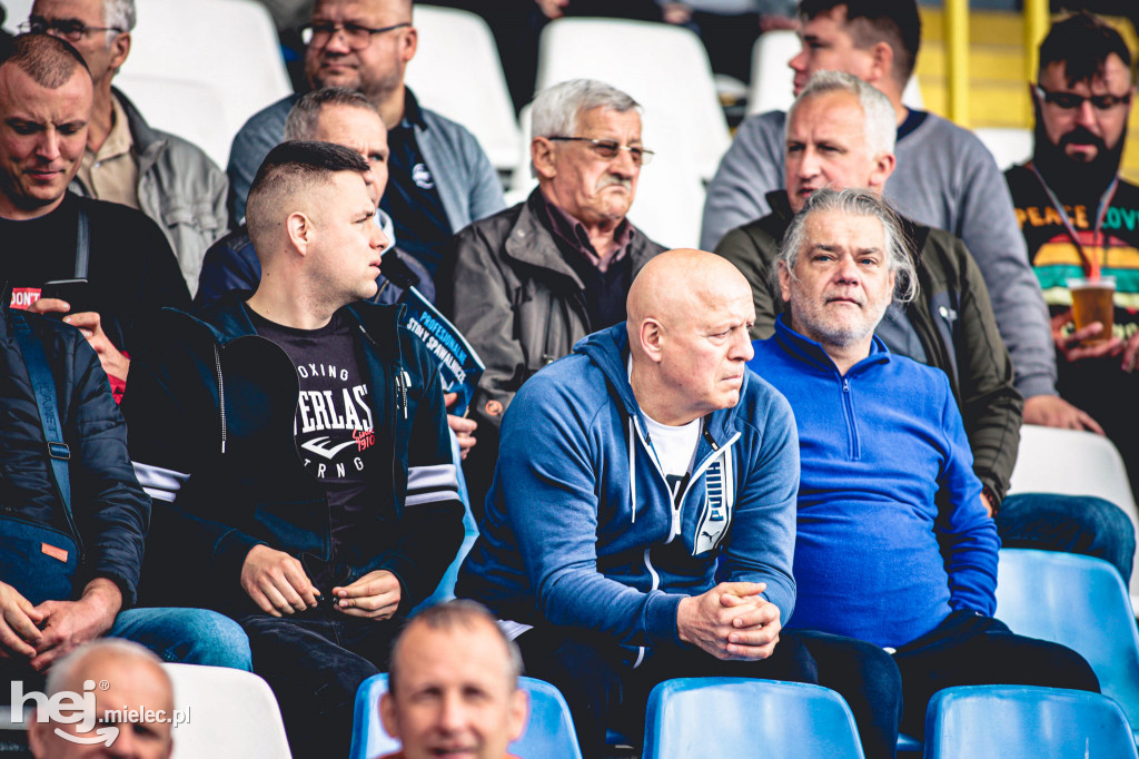 KIBICE na meczu FKS Stal - Widzew Łódź