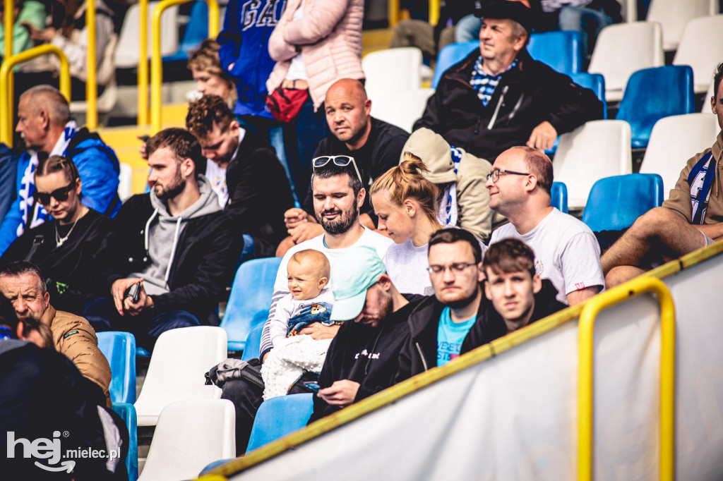 KIBICE na meczu FKS Stal - Widzew Łódź