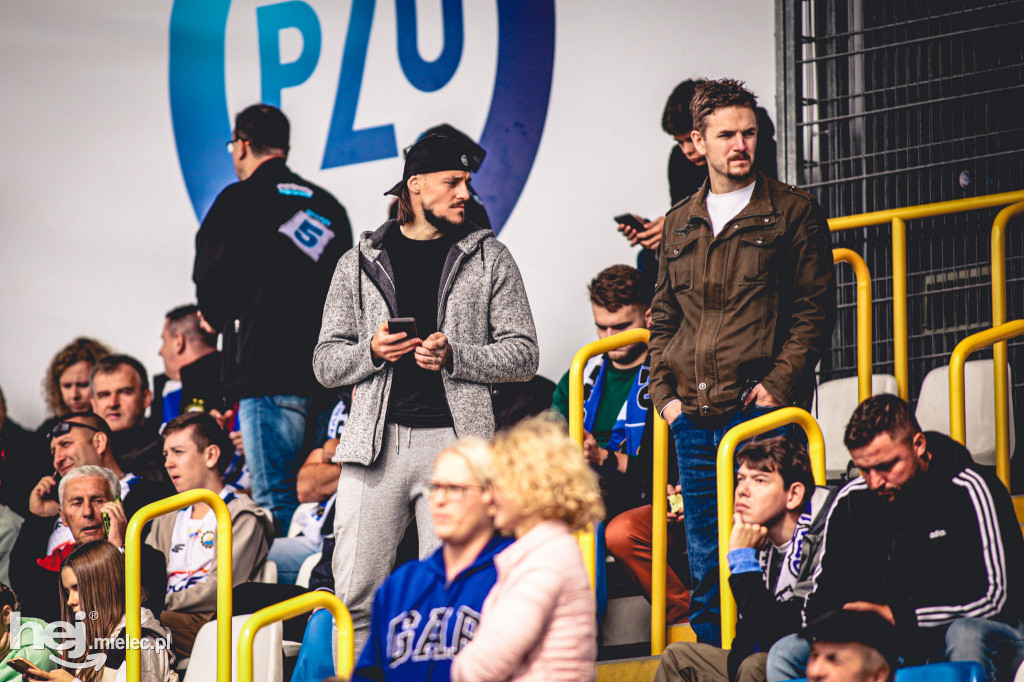 KIBICE na meczu FKS Stal - Widzew Łódź