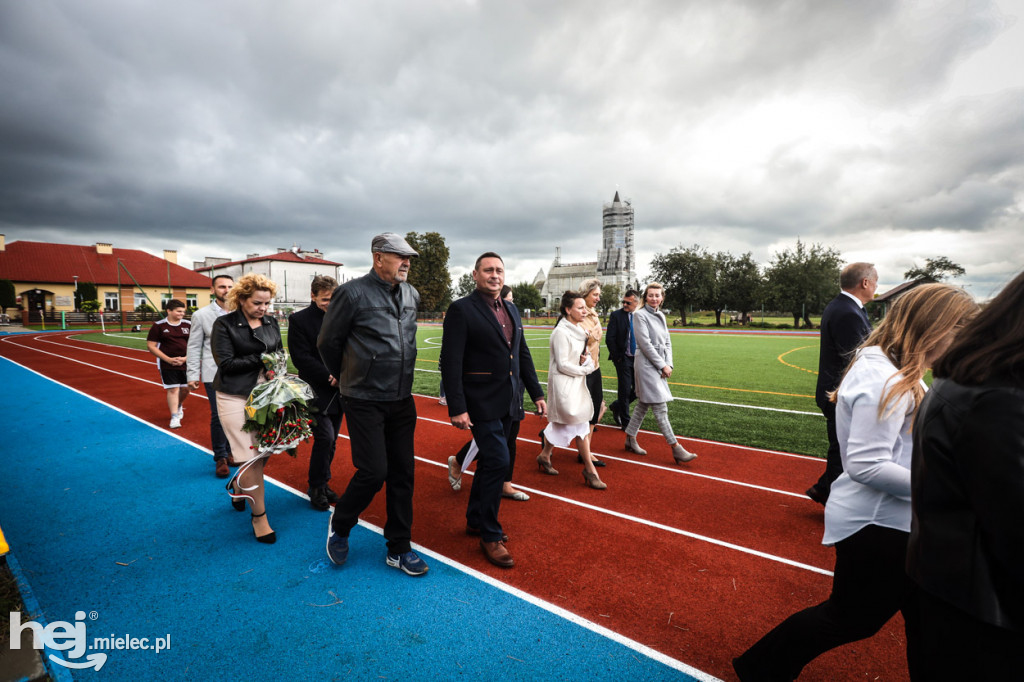 Boiska sportowe w Tuszowie Narodowym gotowe