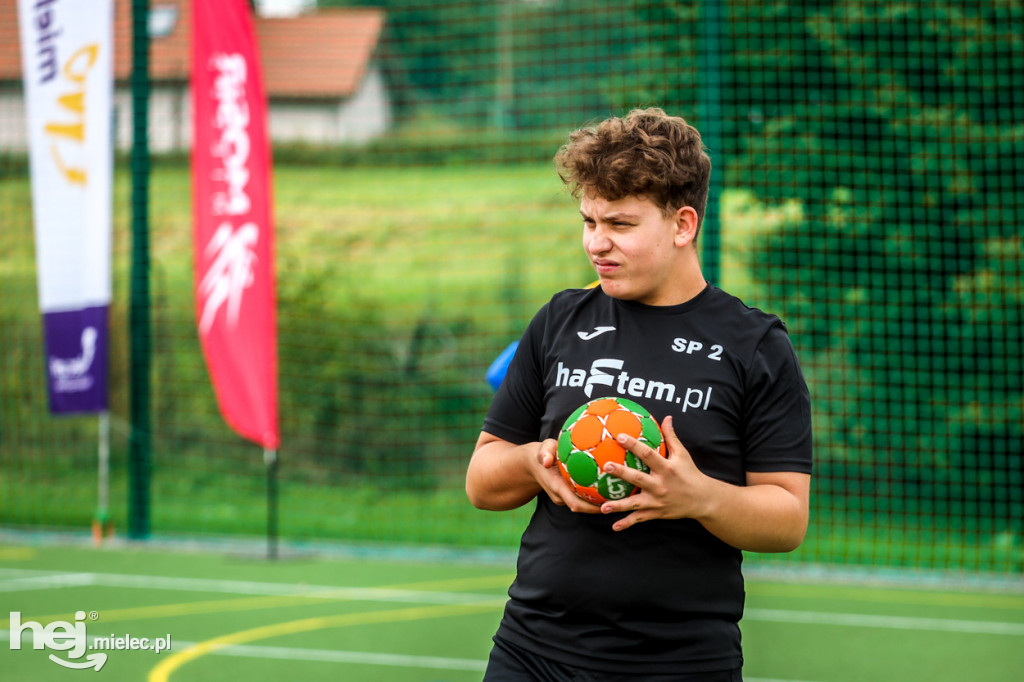 Otwarcie boiska sportowego na Bulwarach