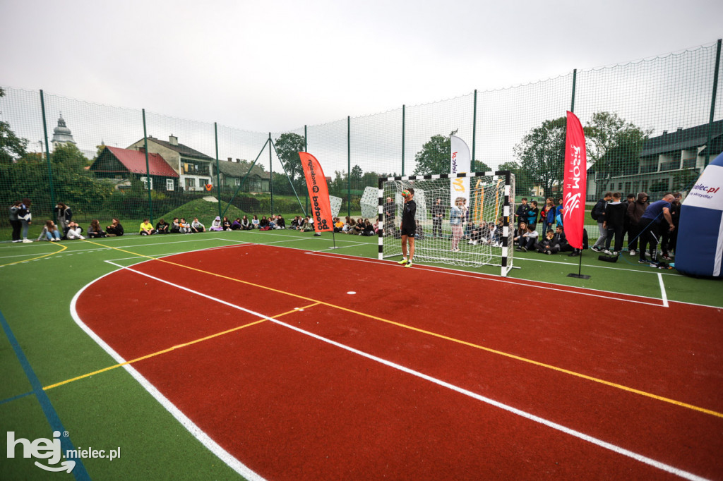 Otwarcie boiska sportowego na Bulwarach