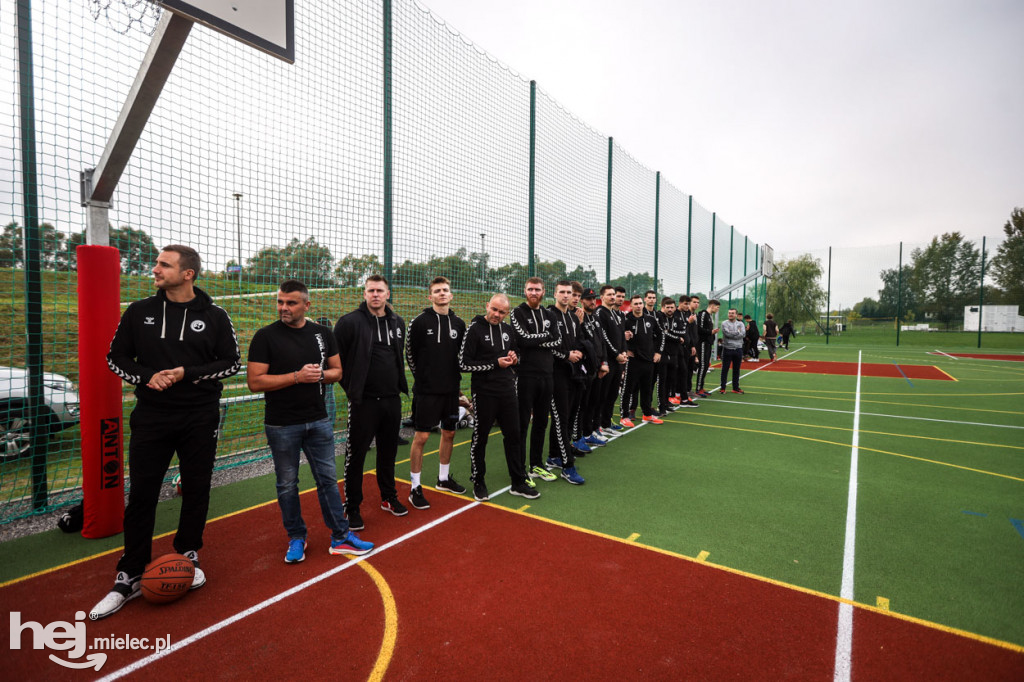Otwarcie boiska sportowego na Bulwarach