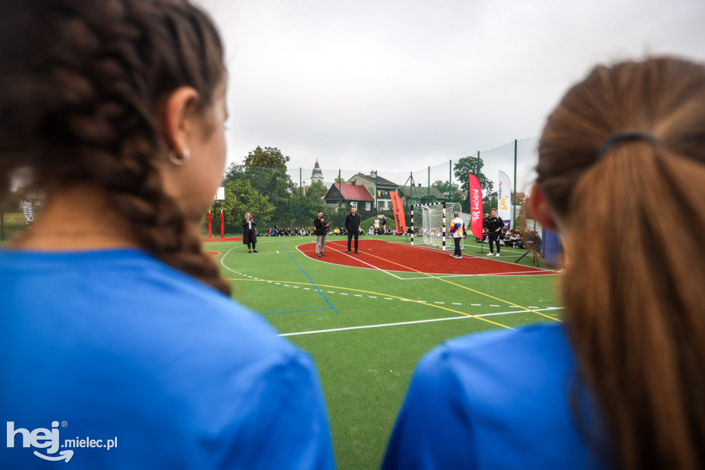 Otwarcie boiska sportowego na Bulwarach