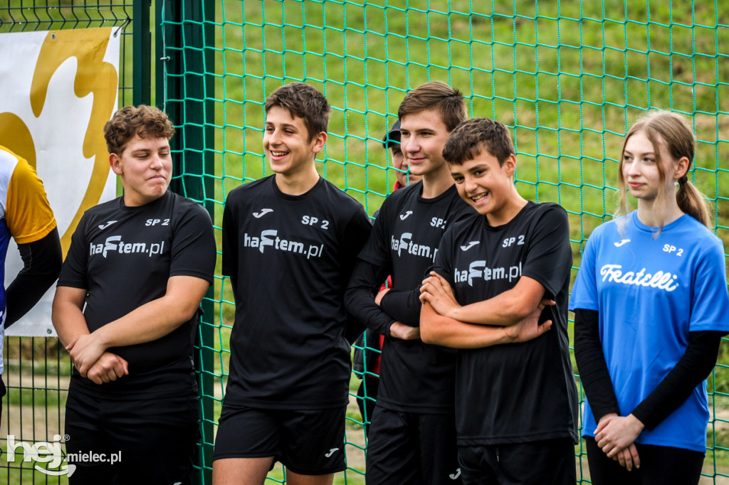 Otwarcie boiska sportowego na Bulwarach