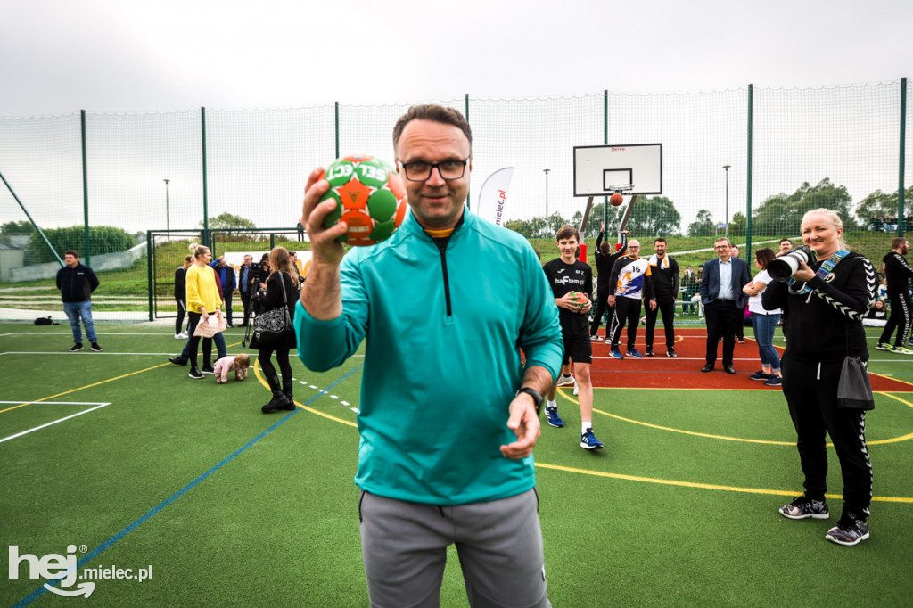 Otwarcie boiska sportowego na Bulwarach