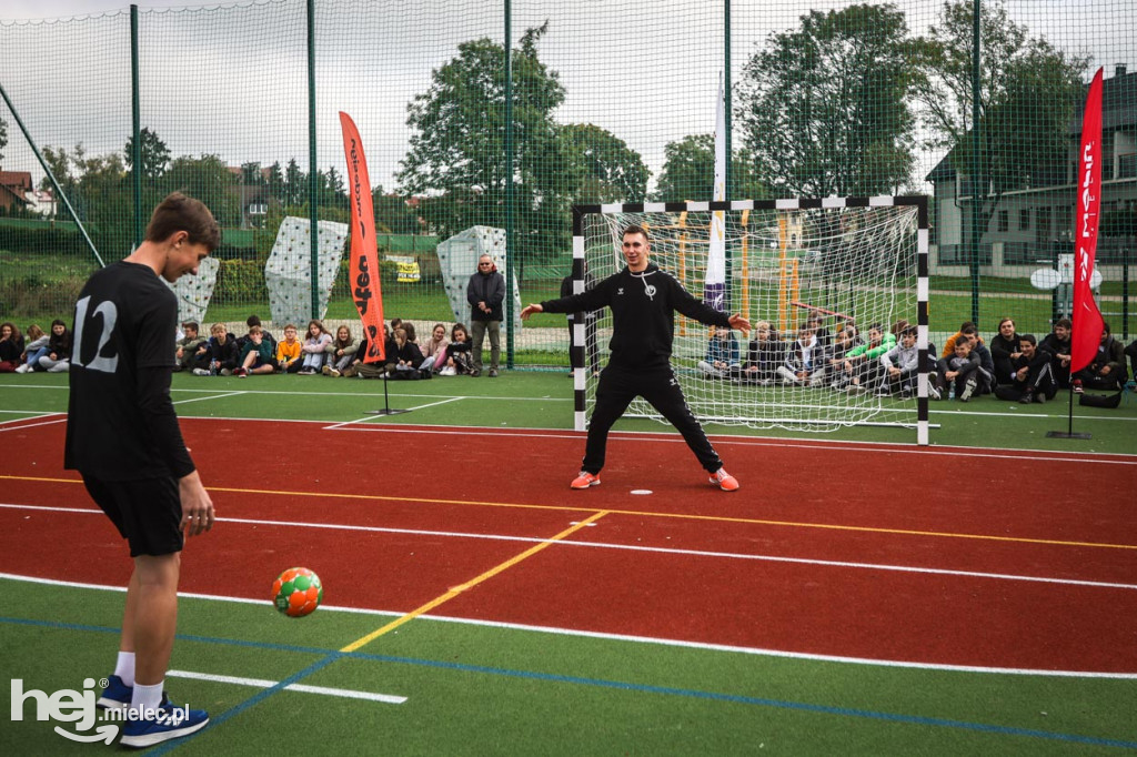 Otwarcie boiska sportowego na Bulwarach