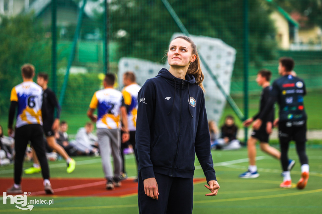 Otwarcie boiska sportowego na Bulwarach