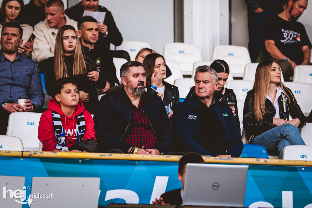 PGE FKS Stal Mielec - Piast Gliwice [KIBICE]