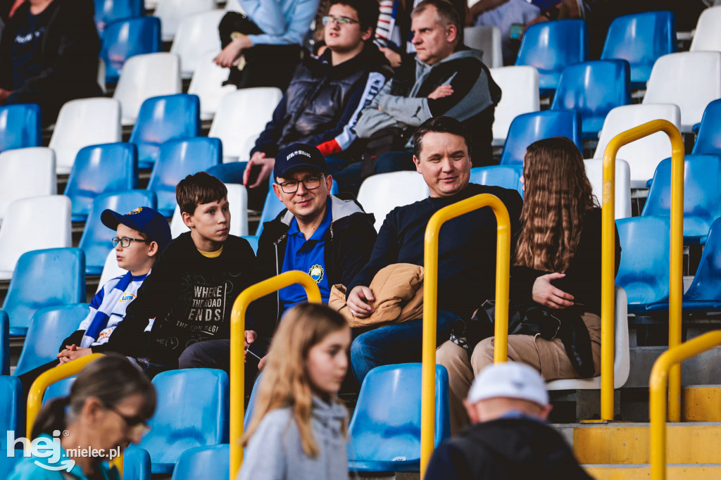 PGE FKS Stal Mielec - Piast Gliwice [KIBICE]