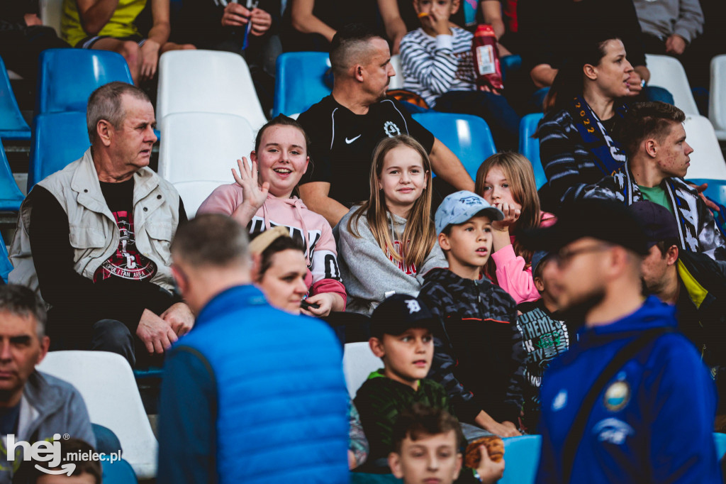PGE FKS Stal Mielec - Piast Gliwice [KIBICE]