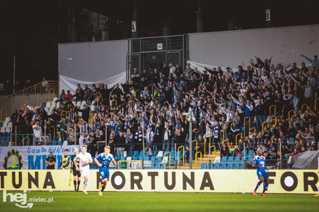 PGE FKS Stal Mielec - Piast Gliwice [KIBICE]