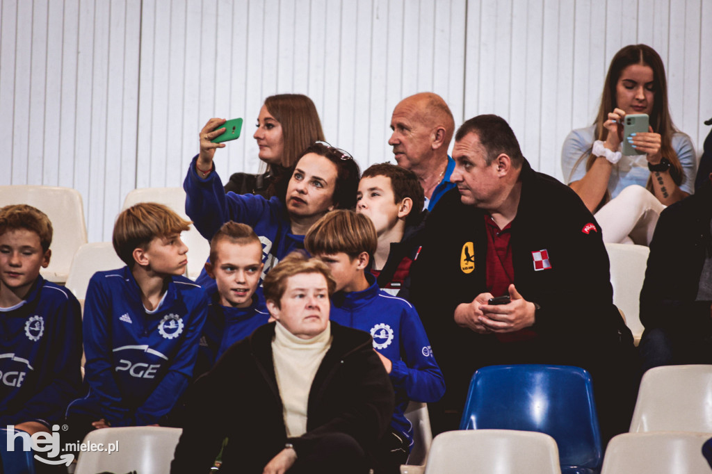 PGE FKS Stal Mielec - Piast Gliwice [KIBICE]