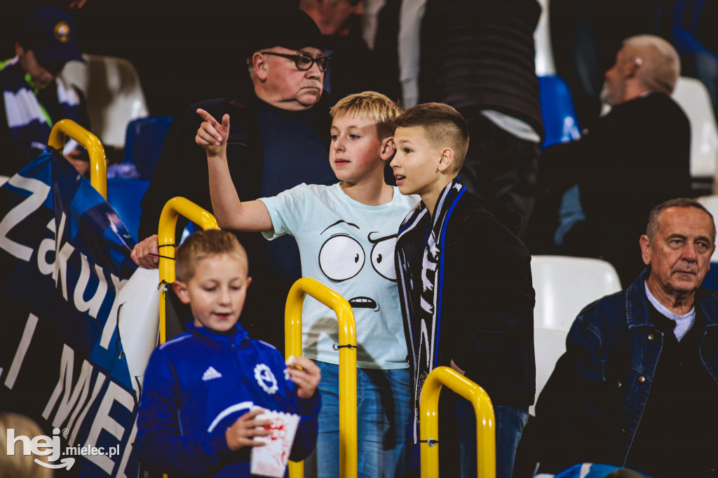 PGE FKS Stal Mielec - Piast Gliwice [KIBICE]
