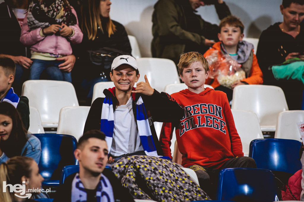 PGE FKS Stal Mielec - Piast Gliwice [KIBICE]