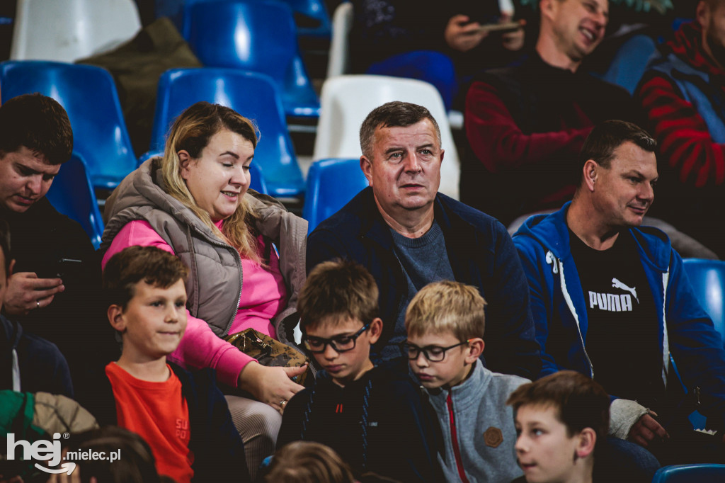 PGE FKS Stal Mielec - Piast Gliwice [KIBICE]