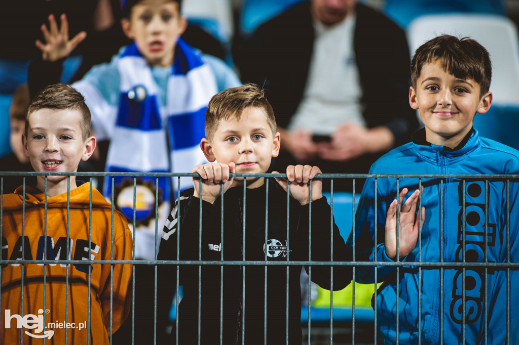 PGE FKS Stal Mielec - Piast Gliwice [KIBICE]