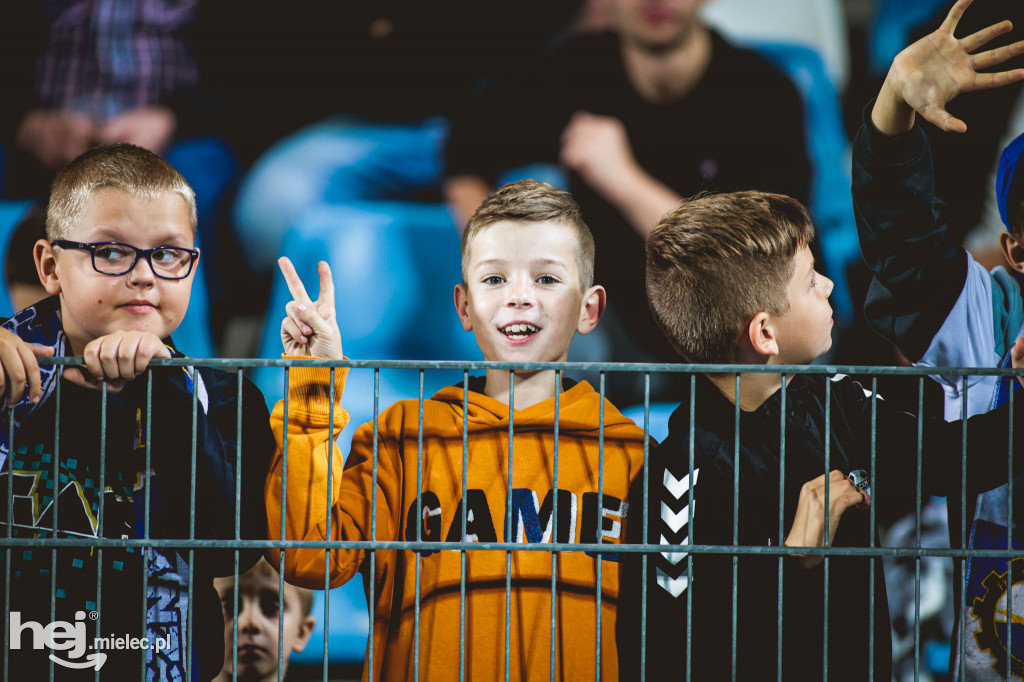 PGE FKS Stal Mielec - Piast Gliwice [KIBICE]