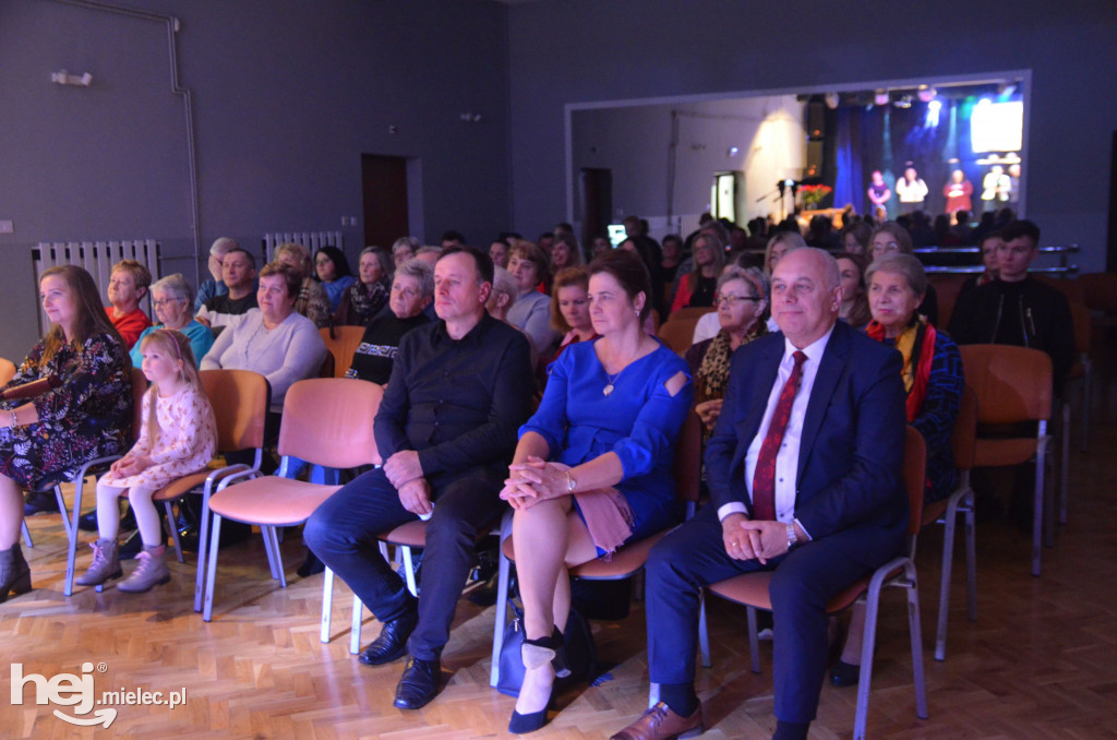 Koncert „Zakwitły Jabłonie”