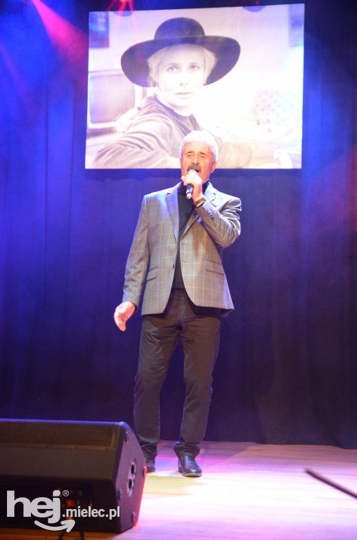 Koncert „Zakwitły Jabłonie”