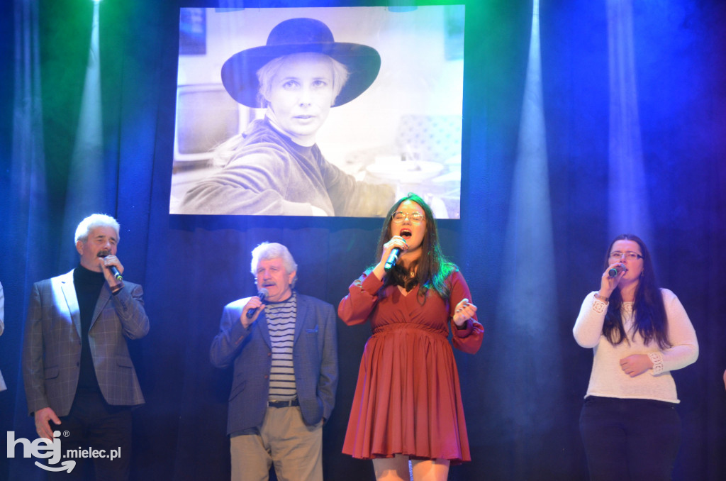 Koncert „Zakwitły Jabłonie”