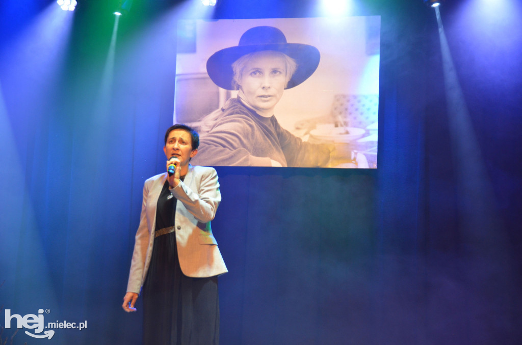 Koncert „Zakwitły Jabłonie”