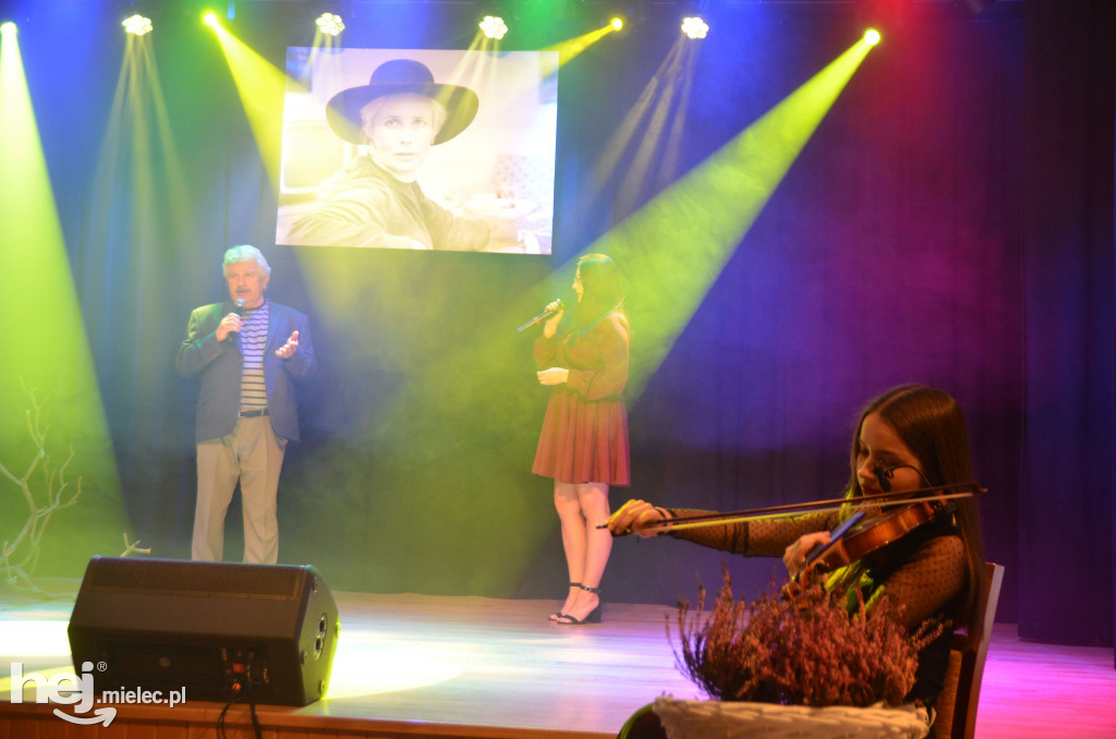 Koncert „Zakwitły Jabłonie”
