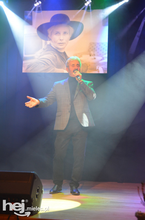 Koncert „Zakwitły Jabłonie”