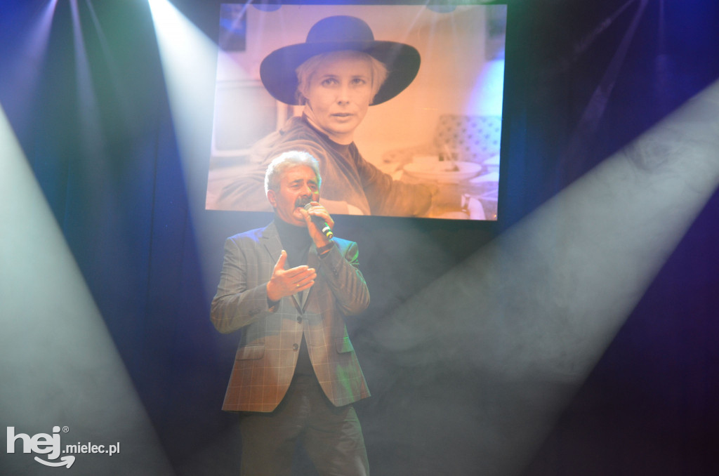 Koncert „Zakwitły Jabłonie”