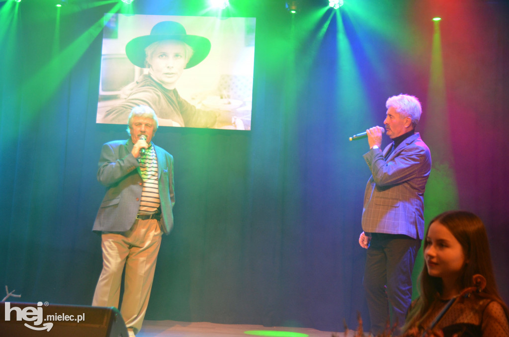 Koncert „Zakwitły Jabłonie”