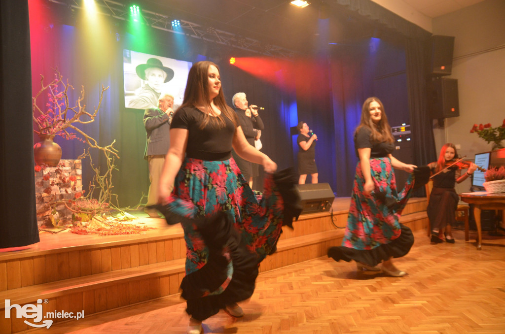 Koncert „Zakwitły Jabłonie”