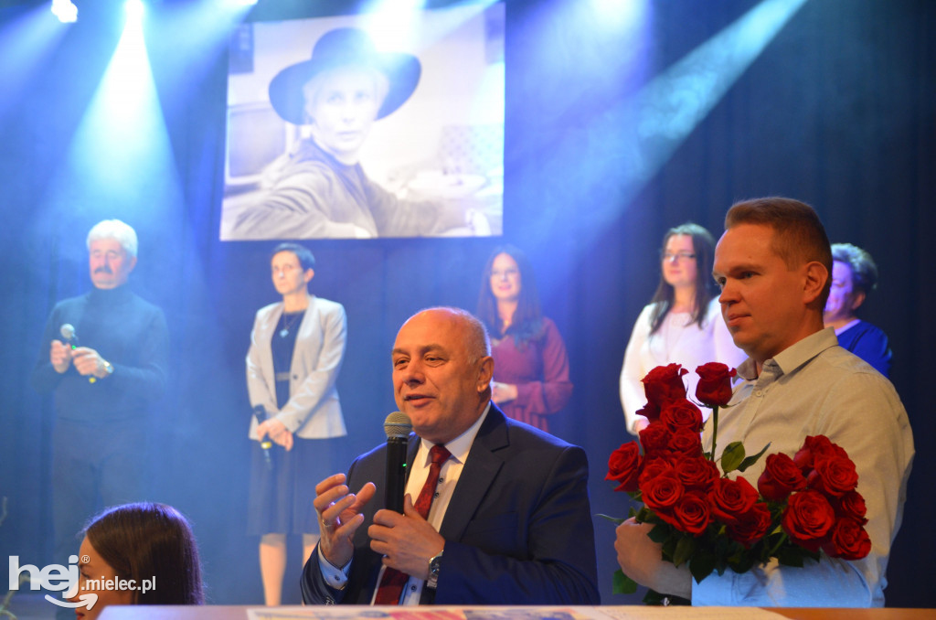 Koncert „Zakwitły Jabłonie”