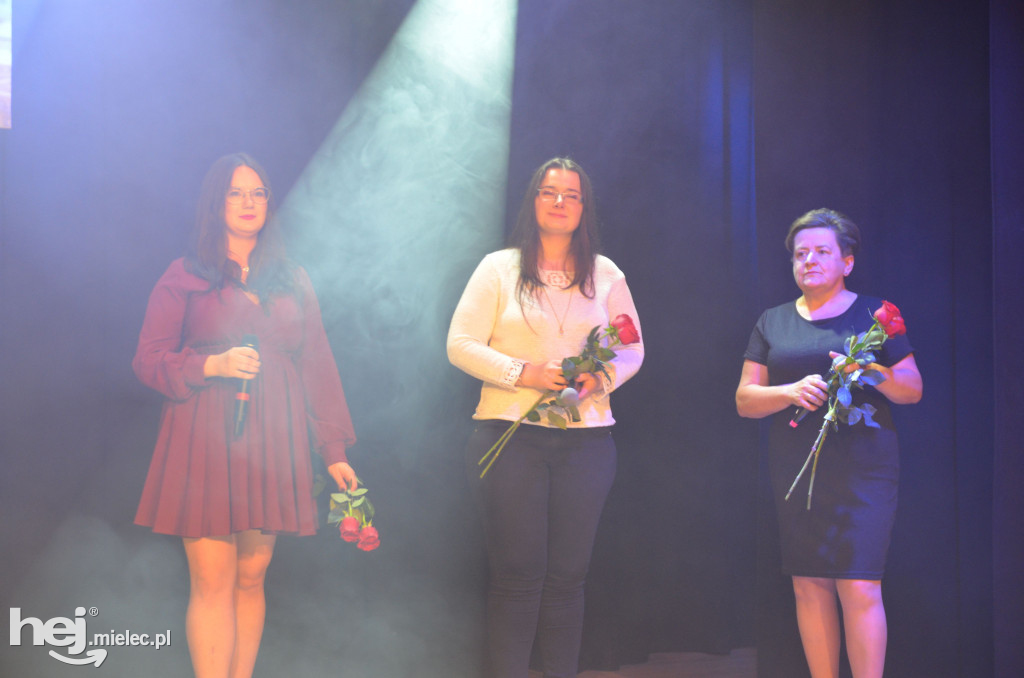 Koncert „Zakwitły Jabłonie”