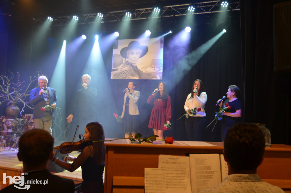 Koncert „Zakwitły Jabłonie”