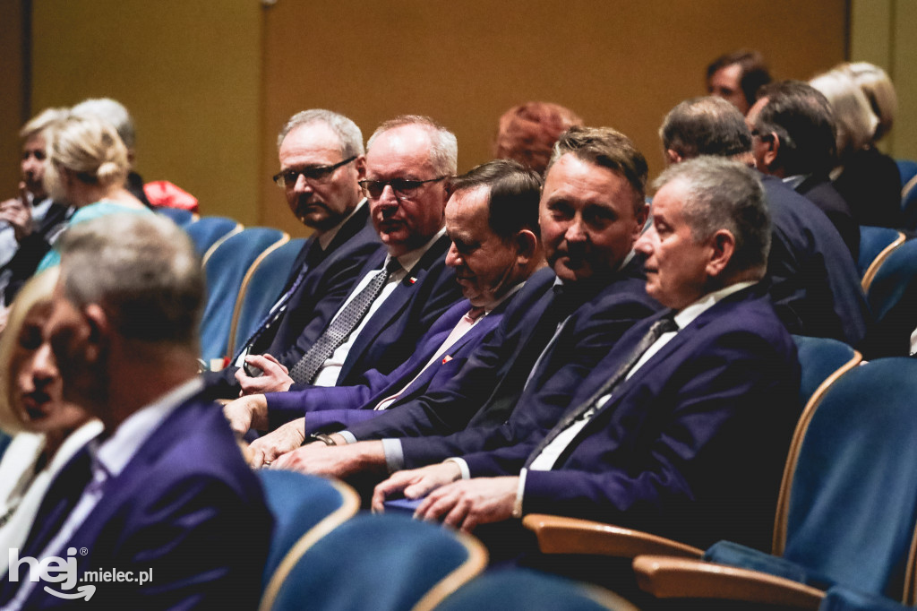 Jubileusz Stowarzyszenia Seniorów ZPiT Rzeszowiacy