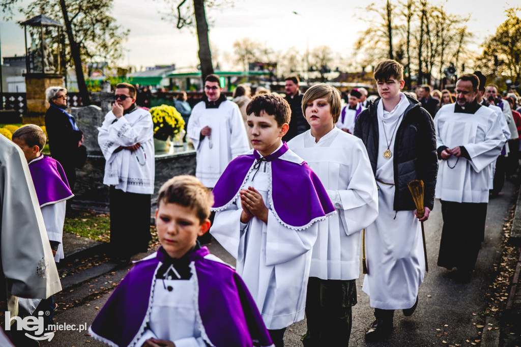 Wszystkich Świętych 2022: Cmentarz Parafialny